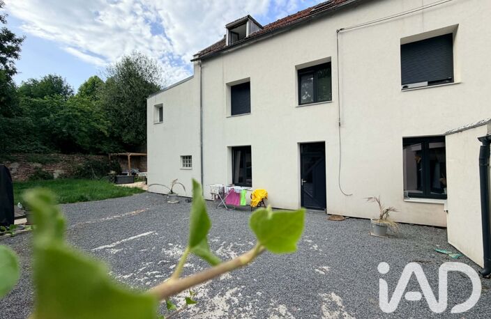 Vente Maison/villa 8 pièces — photo 2