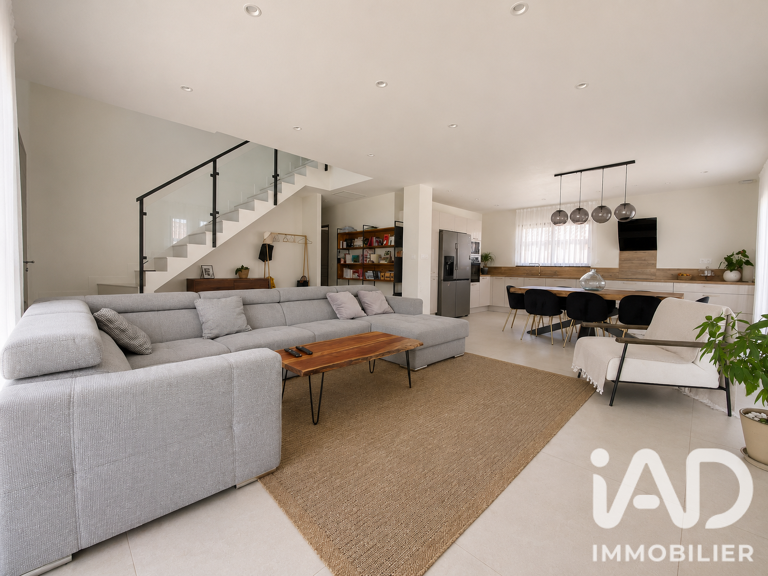 Vente Maison/villa 4 pièces — photo 1