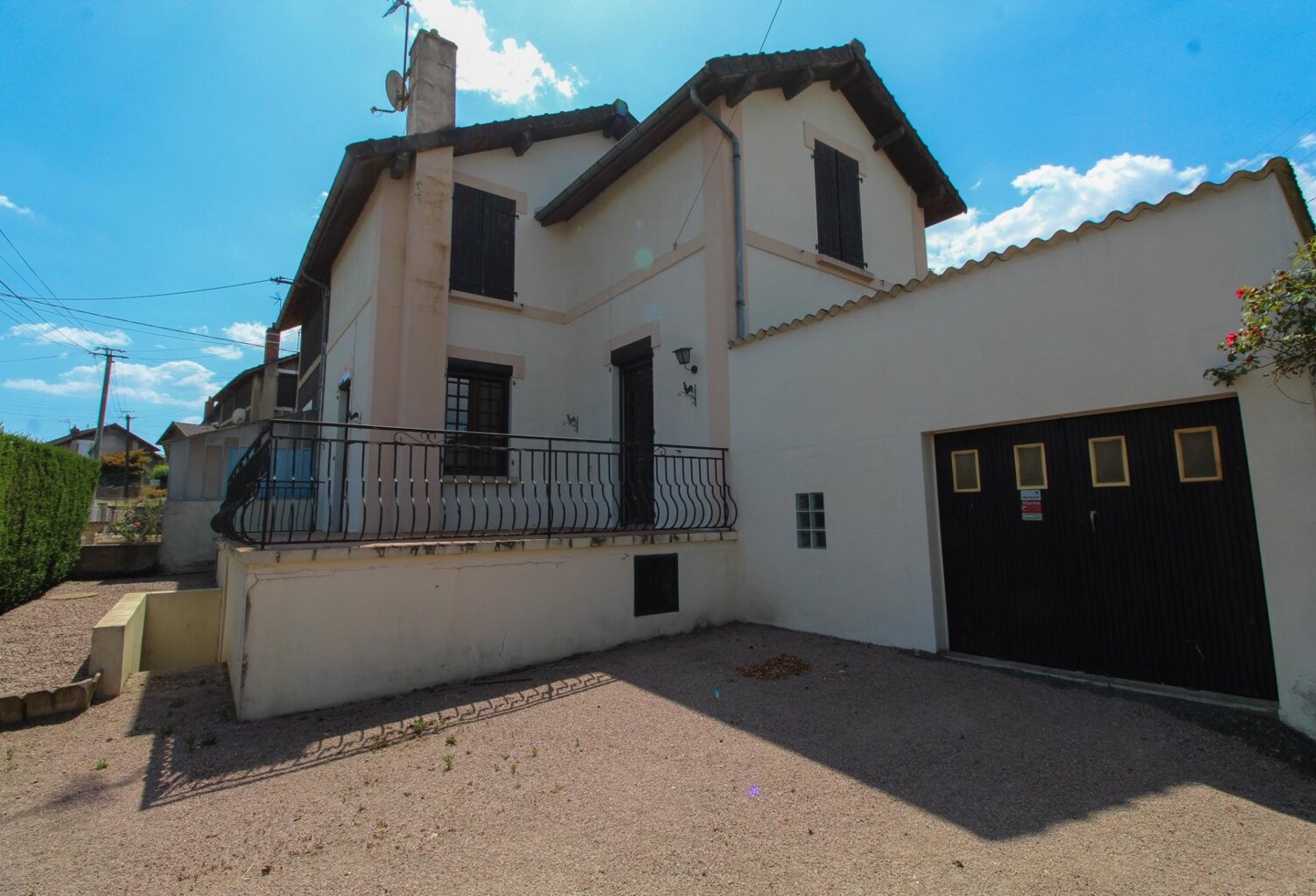 Maison 120 m² avec jardin et dépendances — photo 1