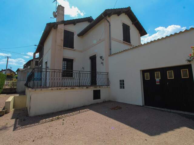 Maison 120 m² avec jardin et dépendances — photo du bien