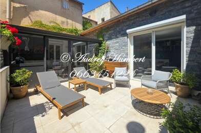 Appartement 4 pièces 240000 €