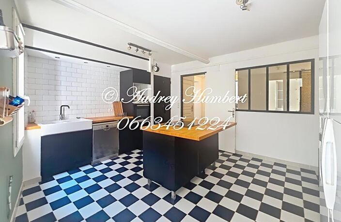 EXCLUSIVITÉ,  Appartement T4 de 124 m² avec plus de 40 m² d'extérieur et garage en plein coeur de Manosque — photo 3