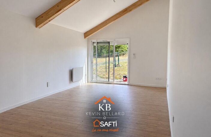 maison mitoyenne entièrement rénovée se composant de trois chambres dont une suite parentale ainsi qu'un grand séjour — photo 4