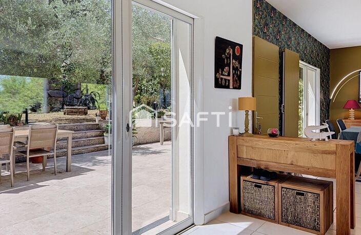 Une maison singulière avec vue au coeur de la nature — photo 3