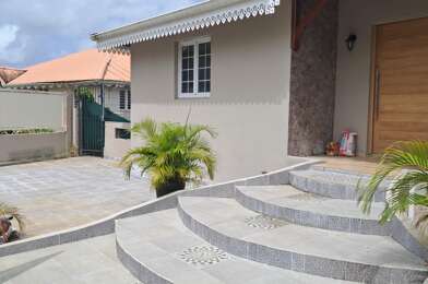 Maison 7 pièces 831000 €