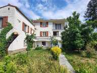 MAISON DE CARACTERE AVEC GARAGE ET JARDIN — photo 2