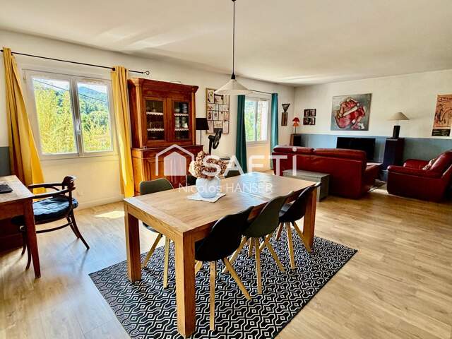 Maison de charme familiale en pierre avec vue panoramique — photo du bien