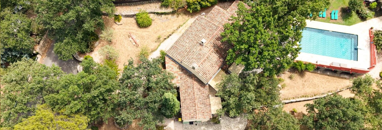 Maison 8 Pièces 245 m² à vendre à Fayence (83440)