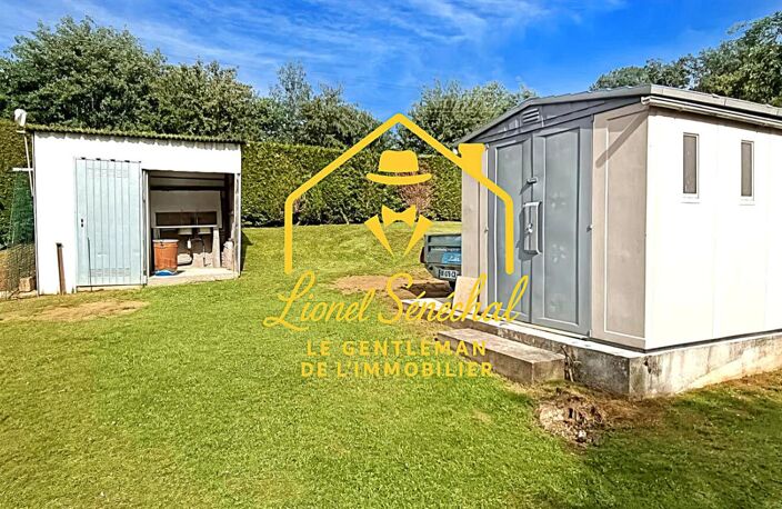 Terrain de loisirs de plus de 1 200 m2 avec un préau sur une dalle en dur, un abri de jardin et un accès direct à la rivière — photo 4