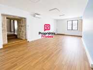 Immeuble en pierre avec garage, cour privative et fort potentiel d'aménagement — photo 2