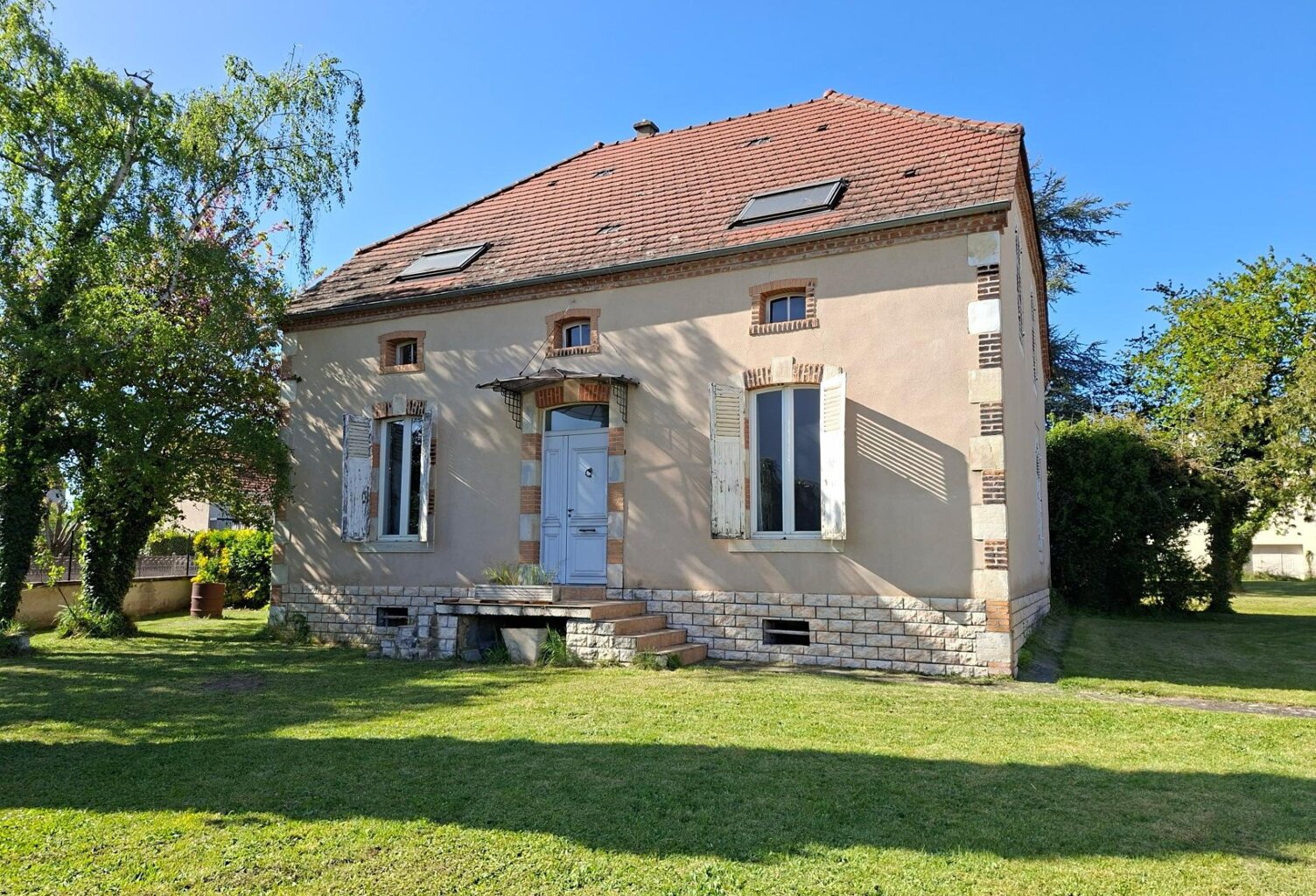 Ensemble 2 maisons bourgeoises 240 m² Vichy quartier Jeanne d arc — photo 1