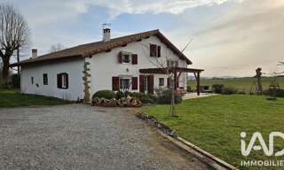 Maison 10 Pièces 275 m² à vendre à Arbouet-Sussaute (64120)