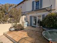 Marina triplex avec amarrage privé, terrasse et solarium — photo 3