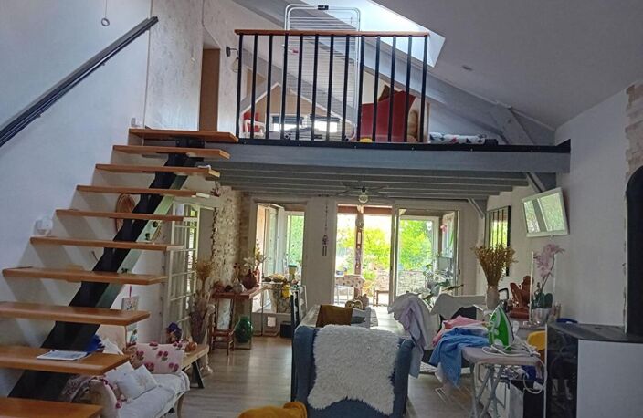 Immeuble 9 pièces  2 maisons — photo 3