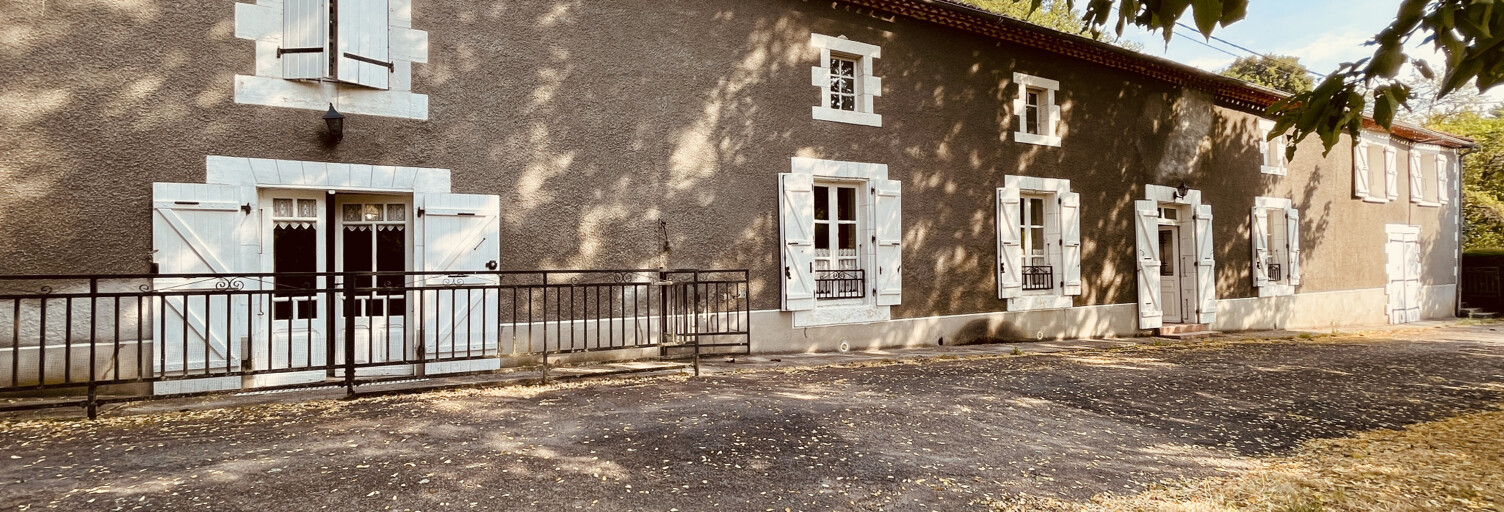Maison 6 Pièces 197 m² à vendre à Confolens (16500)