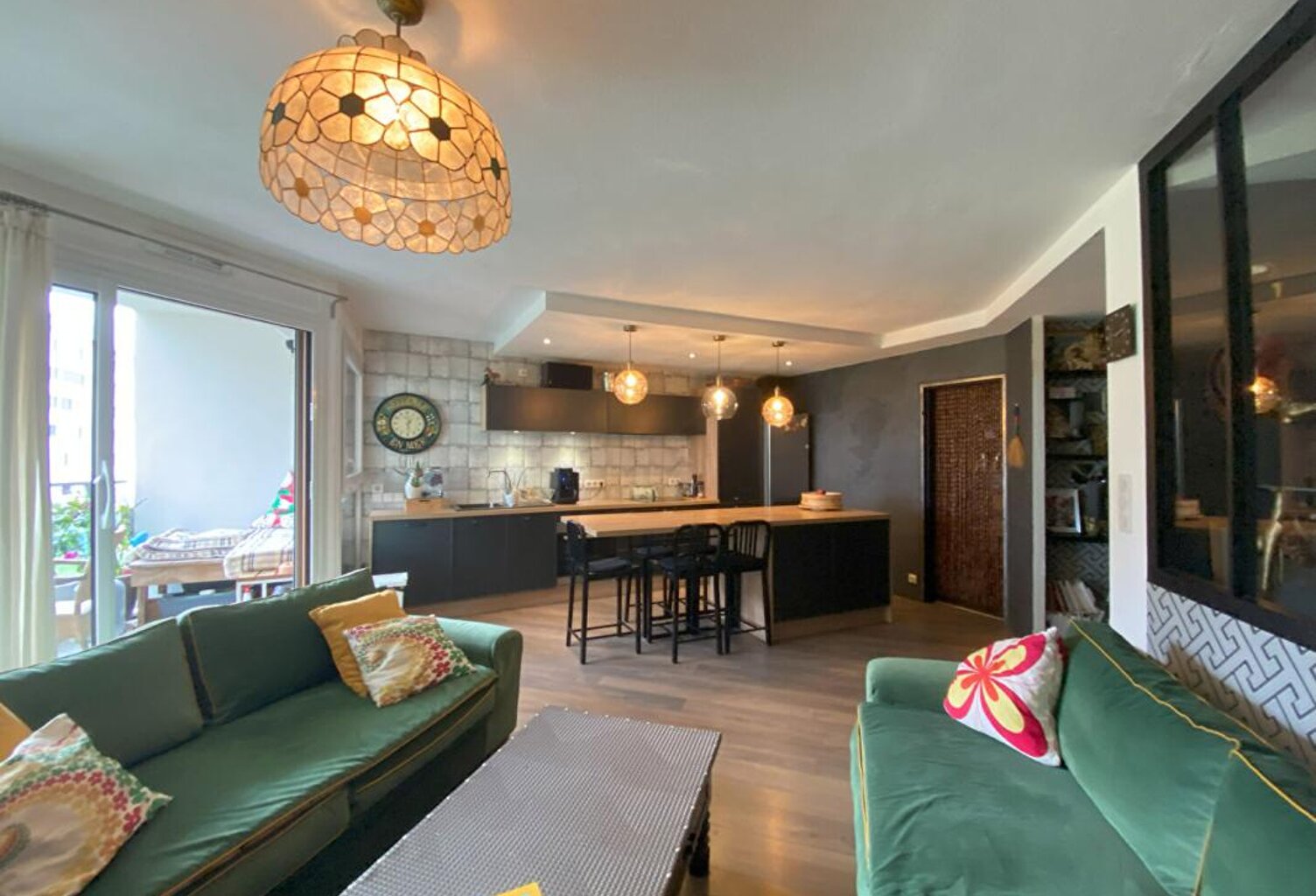 Appartement 3 pièce(s) 81 m2 avec Balcon Plage à pied — photo 1
