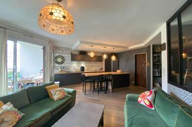 Appartement 4 pièces 395162 €