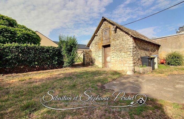 EXCLUSIVITÉ - Maison à rénover 3 chambres avec dépendances sur terrain d'environ 1042 m2 — photo 3