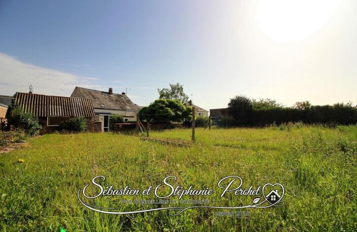 EXCLUSIVITÉ - Maison à rénover 3 chambres avec dépendances sur terrain d'environ 1042 m2 — photo 4