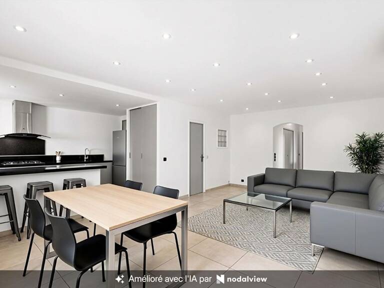 PEYMEINADE ? POSEZ VOS VALISES ! APPARTEMENT RÉNOVÉ DE PLAIN-PIED — photo 1