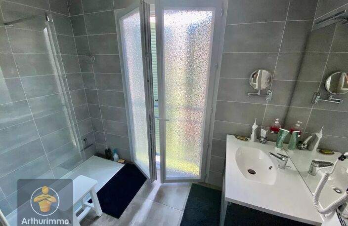 Bel appartement 3 pièces avec terrasse à Bormes-les-Mimosas — photo 4