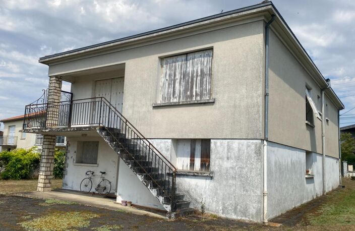 À VENDRE MAISON 144 m2 NIORT QUARTIER SOUCHÉ  À RÉNOVER, 4 CHAMBRES — photo 2