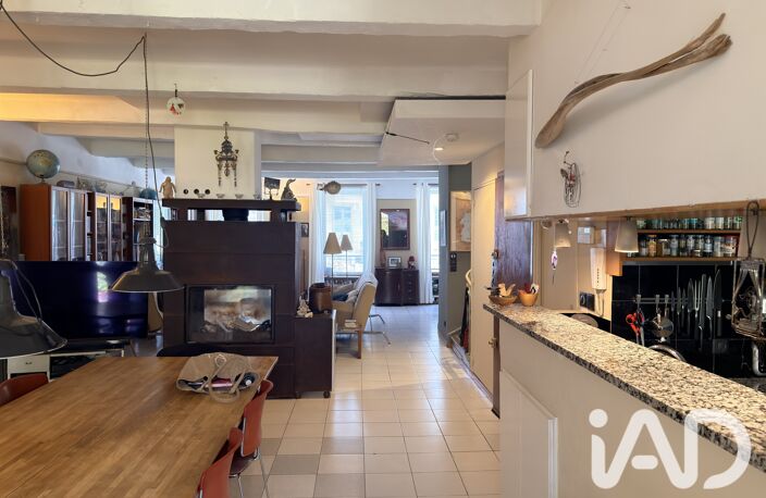 Vente Immeuble 7 pièces — photo 2
