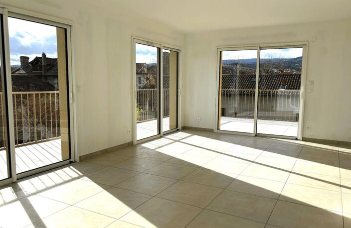 MONTBRISON 42600 Appartement neuf (jamais habité) 126 m² habitables 3 chambres, garage, place de parking — photo 4