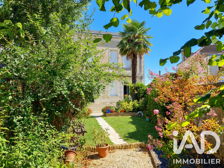 Vente Maison de ville 9 pièces — photo 1