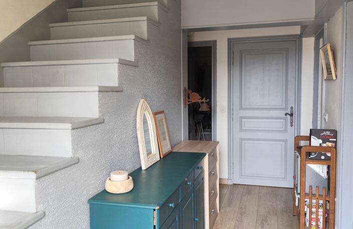 Vente Maison/villa 8 pièces — photo 2