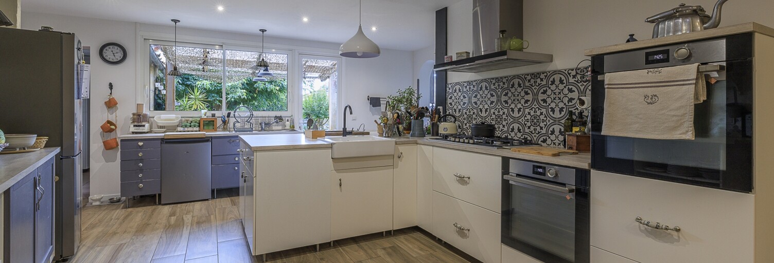 Maison 9 Pièces 322 m² à vendre à Saint-Médard-de-Guizières (33230)