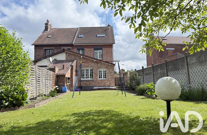 Vente Maison de ville 4 pièces — photo 2