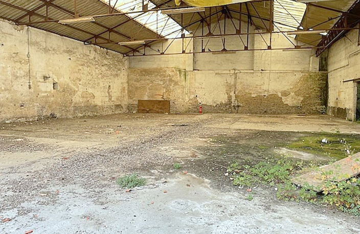 Ensemble immobilier plein centre à rénover Saint Sauveur D Aunis 409 m2 — photo 2