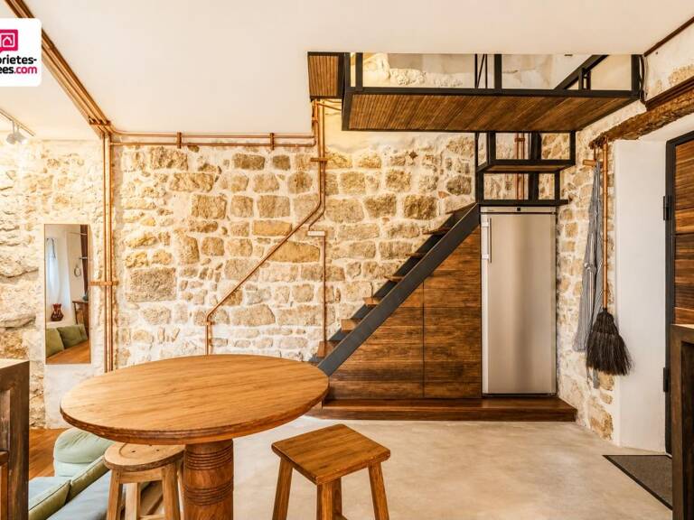 DESIGN ET AUTHENTICITE POUR CETTE MAISON DE VILLAGE UNIQUE ! — photo 1