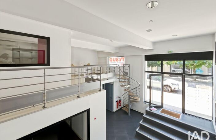 Location Bureaux 320 m&sup2; — photo 3