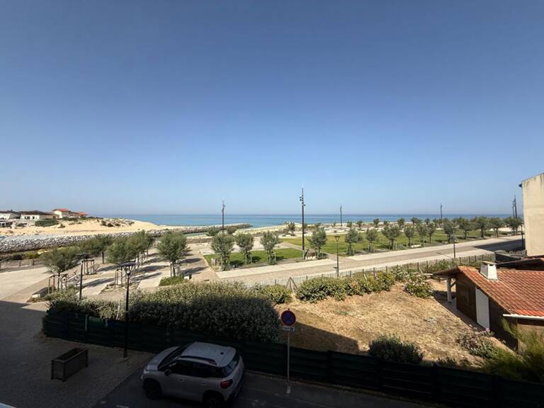 Vue exceptionnelle sur l'Océan  -  Appartement rénové avec balcon, parking et fort potentiel locatif — photo 1