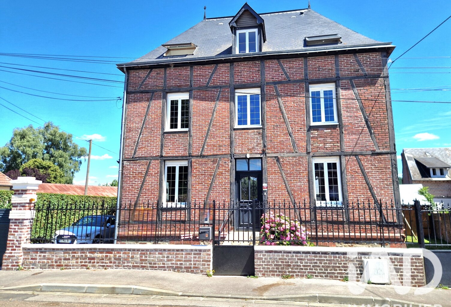 Vente Maison/villa 9 pièces — photo 1