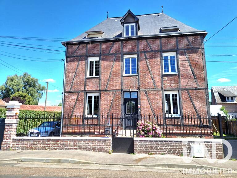 Vente Maison/villa 9 pièces — photo 1