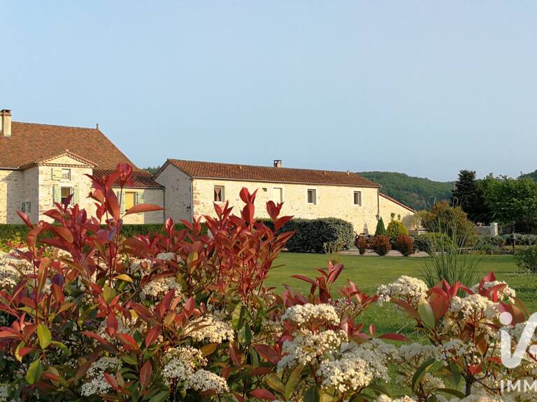 Vente Maison/villa 11 pièces — photo 1