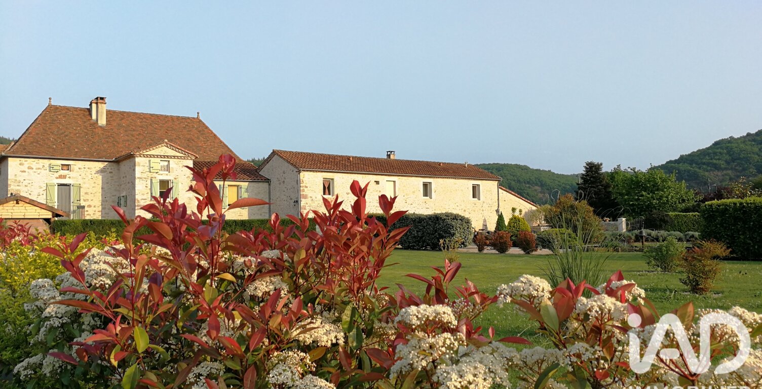Vente Maison/villa 11 pièces — photo 1