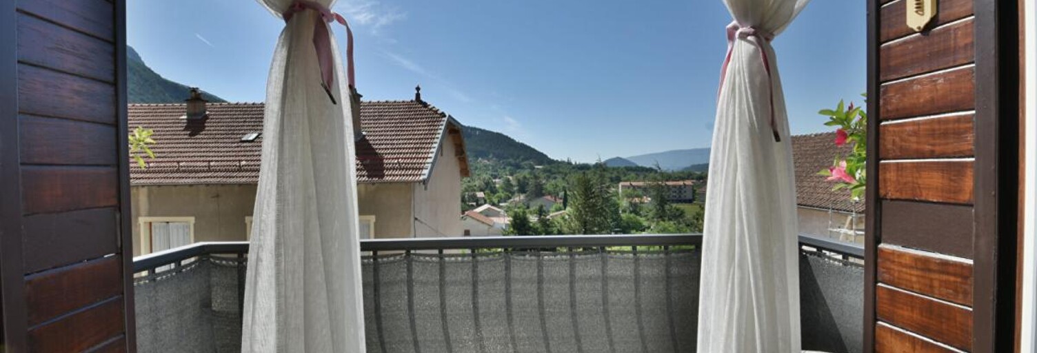 Maison 7 Pièces 206 m² à vendre à Serres (05700)