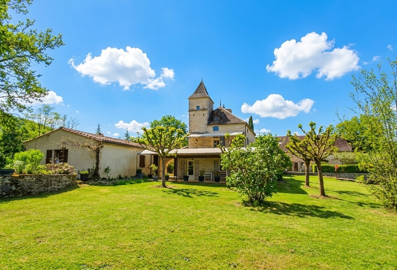 Vente Maison/villa 10 pièces — photo 1