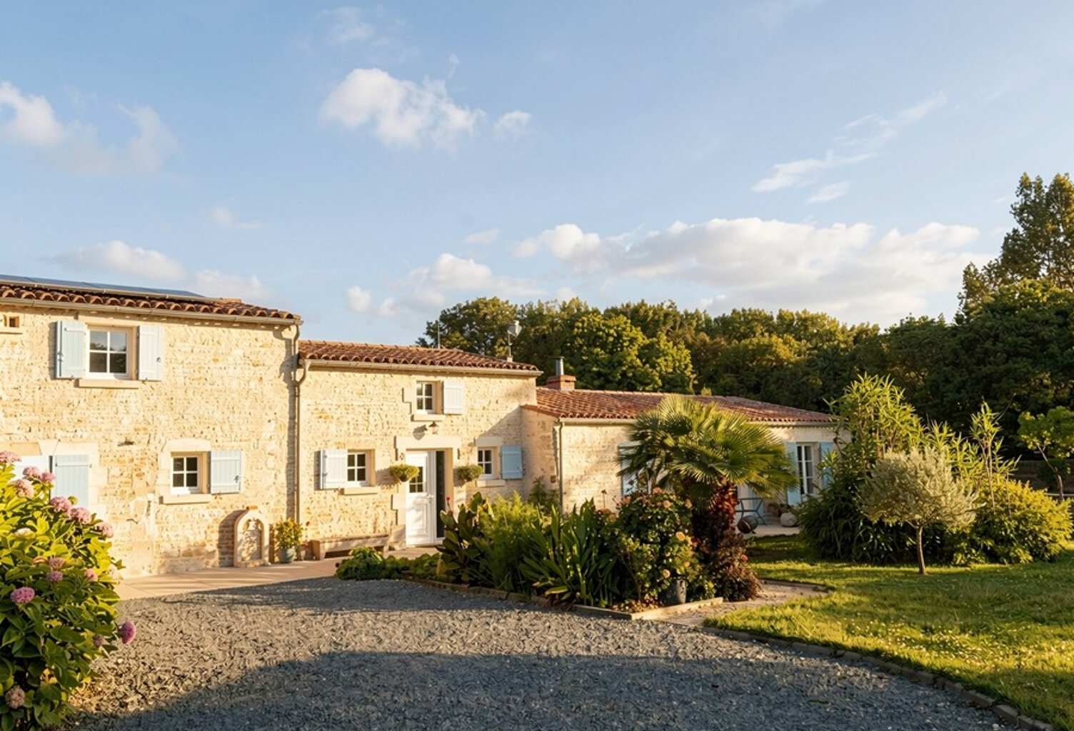 Charentaise d'exception - Authenticité, volumes et cadre naturel préservé — photo 1