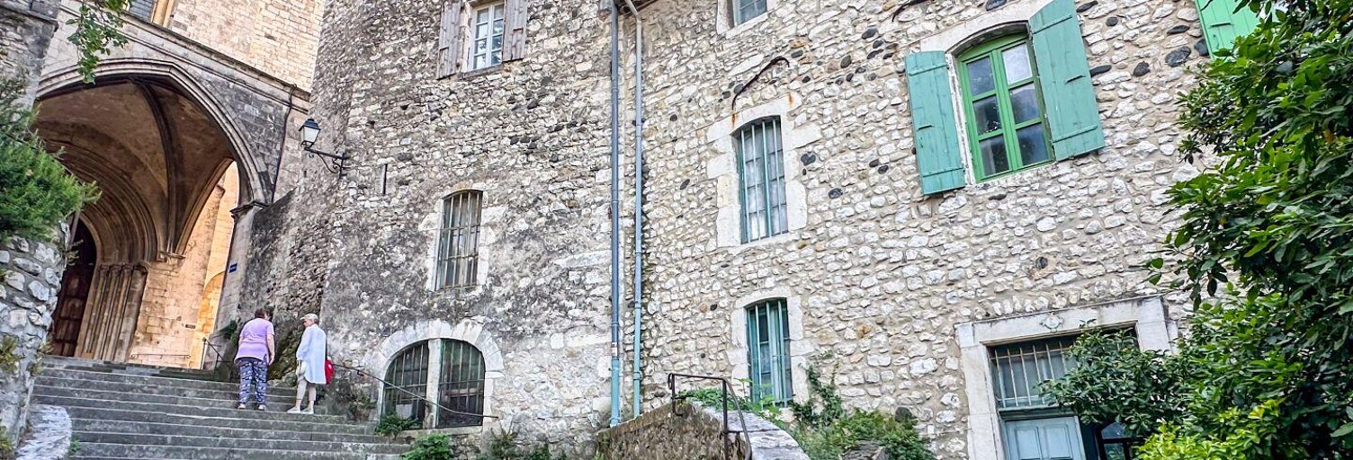 Maison 6 Pièces 180 m² à vendre à Viviers (07220)