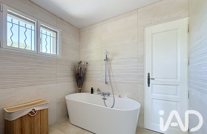 Vente Maison/villa 8 pièces — photo 2