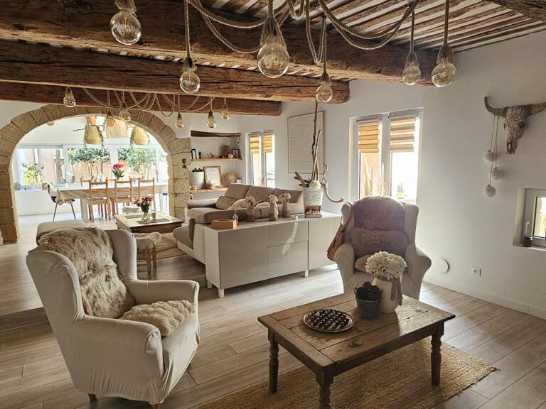 Vente Immeuble 230 m&sup2; — photo 1