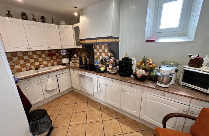 IMMEUBLE DE 2 APPARTEMENTS — photo 2