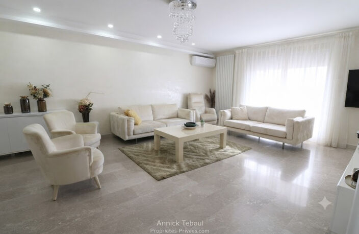 Villeurbanne Gratte-ciel - 122m² - T4Bis - Balcon 12m² - Suite Parentale - Cli:matisation - Garage — photo 3