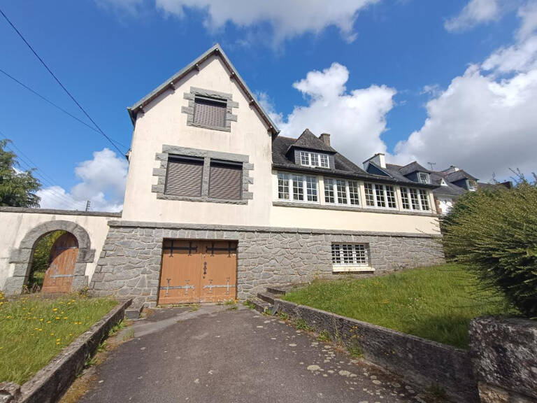 29520 Châteauneuf du Faou  ensemble de deux maisons dont 1 gîte , au calme sans vis à vis — photo 1