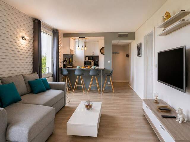 MAGNY-LE-HONGRE ? 2 PIÈCES MEUBLÉ ? INVESTISSEMENT LOCATIF CLÉ EN MAIN — photo du bien